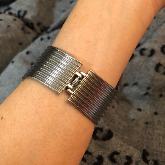 Bracelet - Picture 6 of 8